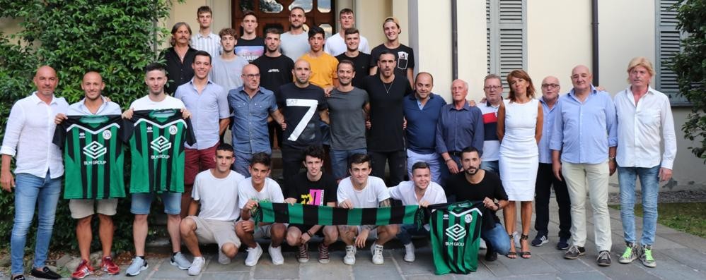 Il nuovo Vis Nova si è presentato a Villa Sartirana in vista del campionato di eccellenza nell'anno del centenario (foto Volonterio)