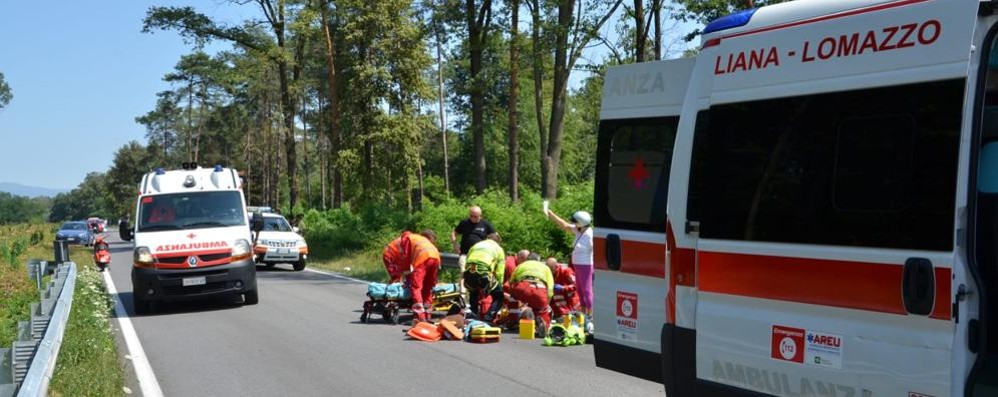 Lentate sul Seveso Novedrate  investimento ciclisti via Meda