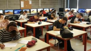 Studenti superiori di Lissone alle prese con la maturità