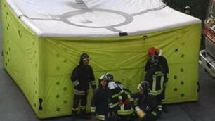 Uno dei gonfiabili allestiti dai vigili del fuoco