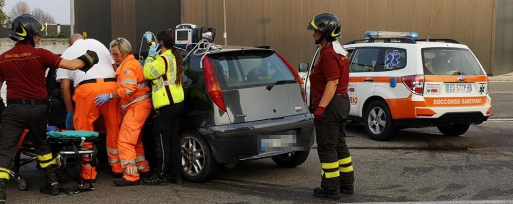 Verano Brianza incidente uscita Statale 36