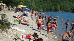 La spiaggia di Medolago lungo il corso dell’Adda