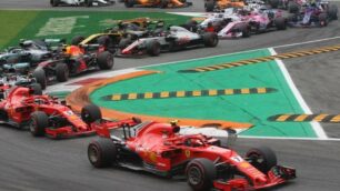 Monza Gran premio 2018 Passaggio alla prima variante subito dopo la partenza