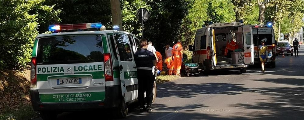 L’incidente fra ciclisti a Giussano