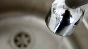 Problemi con l’acqua martedì mattina in molte case della Brianza