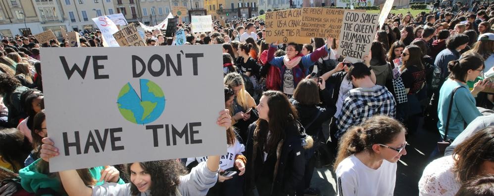 radaelli Monza Manifestazione studentesca per il clima