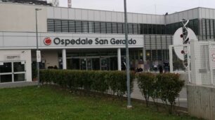 L’ingresso dell’ospedale San Gerardo di Monza