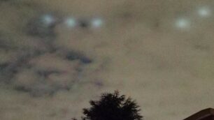 Le luci apparse ne cielo di Monza giovedì sera
