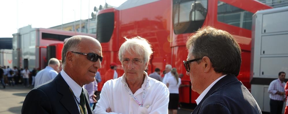 Angelo Sticchi Damiani, il compianto Pierluigi Corbari e Giancarlo Minardi in autodromo, durante una delle scorse stagioni