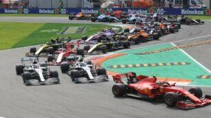 F1, Gp d’Italia 2019: la prima variante con la Ferrari di Leclerc davanti alle McLaren