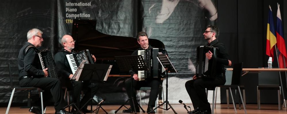 Seregno: all'interno dei numerosi eventi programmati nell"'OltreilPozzoli", molto apprezzato il concerto di fisarmonica, su musiche di Ettore Pozzoli di Giorgio Dellarole,Ezio Ghibaudo, Sergio Scappini, Paolo Vignani ( foto Volonterio)