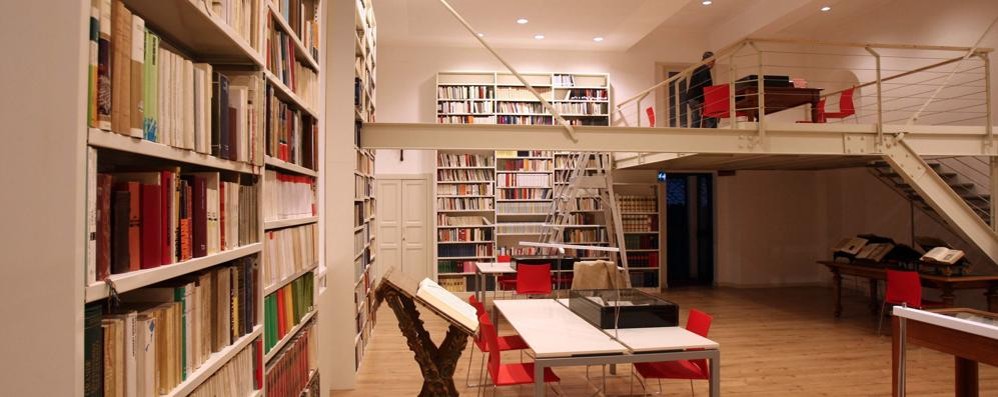 La biblioteca del Carrobiolo a Monza