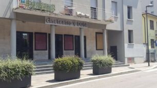 L’ingresso del cineteatro Duse