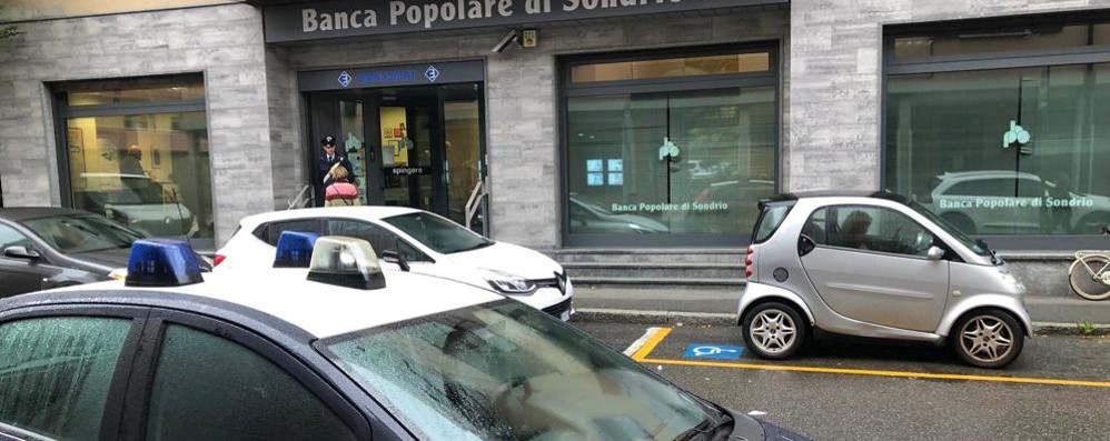 MACHERIO: RAPINA B ANCA POPOLARE DI SONDRIO VIA ROMA