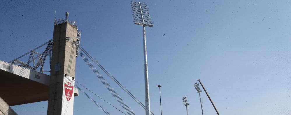 Monza stadio Brianteo installazione nuovo impianto luci  led