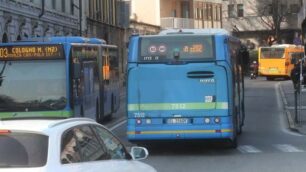 Monza: autobus in centro
