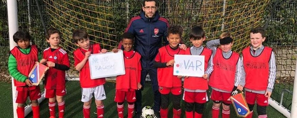 Anche l’Arsenal sposa lo slogan dell’Aurora