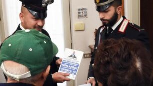 Meda carabinieri campagna contro truffe anziani