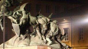 Il monumento ai caduti di piazza Trento e Trieste a Monza