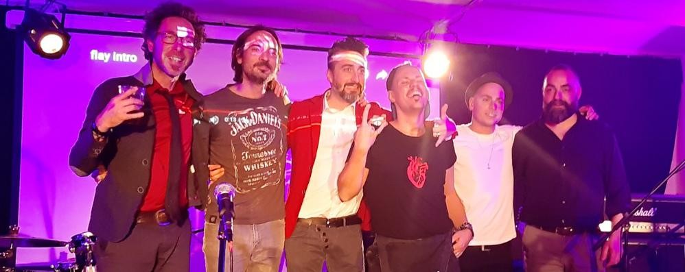 I musicisti presenti allo show case. Da sinistra: Roberto Sarzi Amadé, Livio Magnini, Flavio Pugliese, Marco Albanese, Mattia Del Conte, Roberto Laini