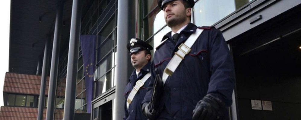 Carabinieri all'ospedale di Vimercate - foto d’archivio