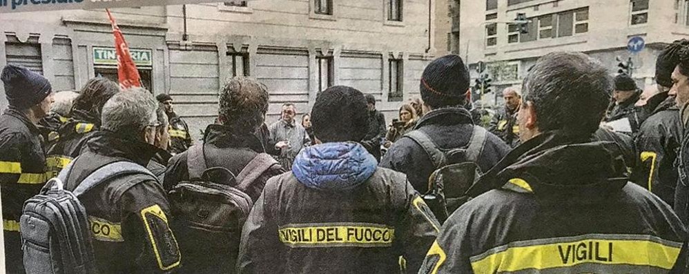 Un momento della protesta di Milano