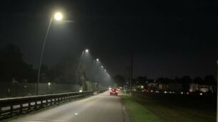 Lesmo via Ratti luci accese