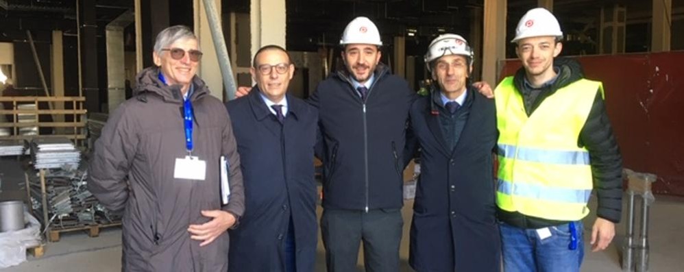 Caponago: gli organizzatori dell’esercitazione tra cui i tre centrali sono Pierpaolo Cicchiello (persidente ordine ingegneri) Michele Pulici (coordinatore per la sicurzza)  e Ezio Marasi (assistente coordinatore)