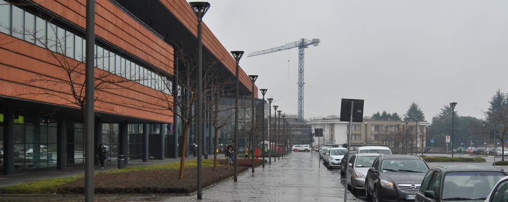 L’ingresso dell’ospedale di Vimercate