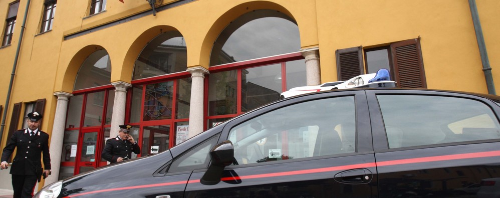 Carabinieri a Brugherio