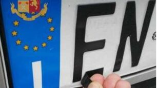 Le foto dell’operazione della polizia che ha portato a Misinto