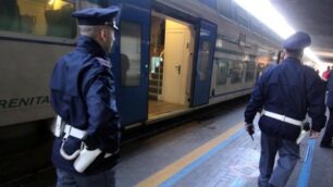 Gli agenti della Polfer in servizio