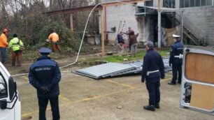 Monza Operazione della Polizia Locale in via Toniolo