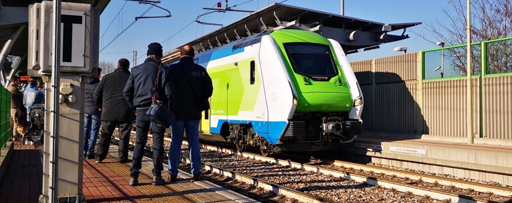 Il Caravaggio alla stazione di Ceriano Laghetto, protagonista del set con Renato Pozzetto