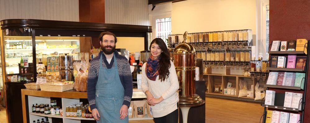 Seregno Francesco Setti titolare di "Laboratorio cibo vivo" con Valeria Sanchez