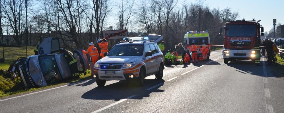 Incidente stradale Arosio Giussano via Vallassina