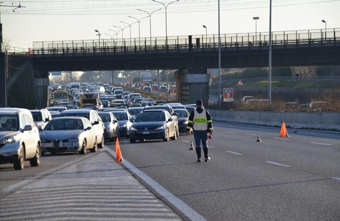 Statale 36 incidente moto-auto Lissone nord 5 gennaio 2020