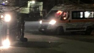 Incidente con ribaltamento a Lesmo via Maggi. 2 ragazzi feriti.