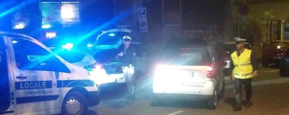 Monza controlli polizia locale