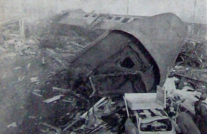 IU vagoni riversi dopo l’incidente del 1960