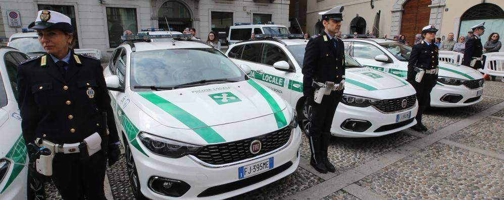 Agenti del comando di polizia locale di Monza