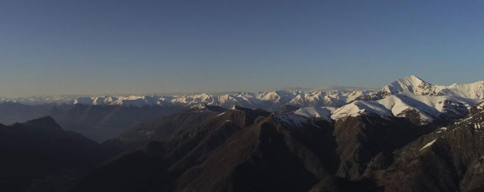 Il panorama dai Piani di Bobbio e In fondo a destra il volto naturale