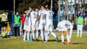 L'esultanza dopo il gol di Luca Artaria su rigore