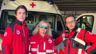Tre volontari della Croce rossa di Monza