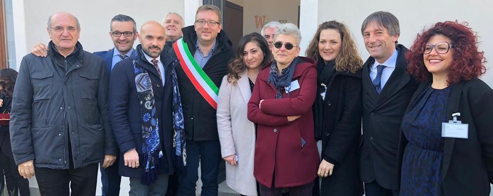 Foto di gruppo al termine della cerimonia