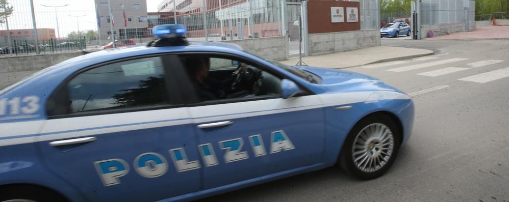 Una volante della polizia