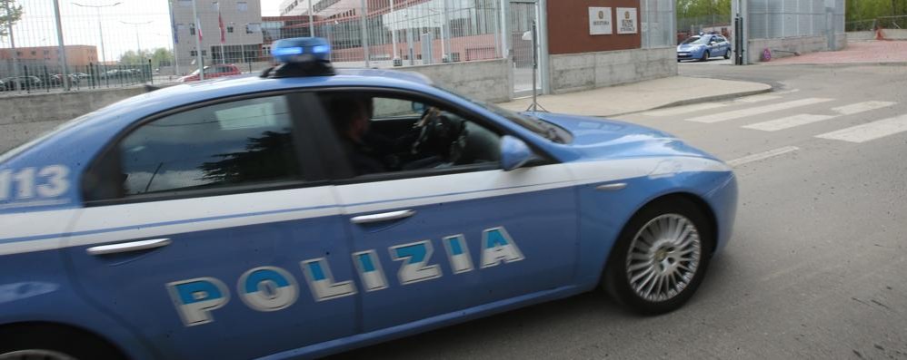 Una volante della polizia