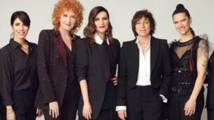 Musica Una. Nessuna. Centomila: Amoroso, Giorgia, Mannoia, Pausini, Nannini, Elisa, Emma