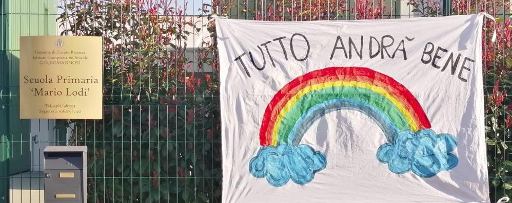 Coronavirus Carate Brianza #andràtuttobene