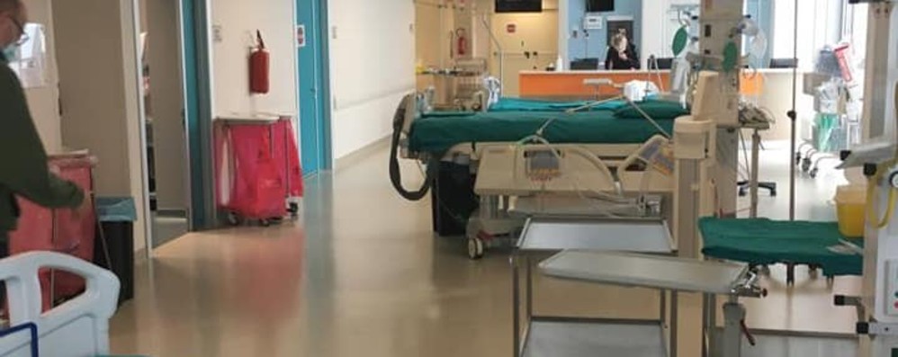 I nuovi letti di terapia intensiva aperti all’ospedale San Gerardo di Monza: in totale sono 40 i nuovi posti disponibili